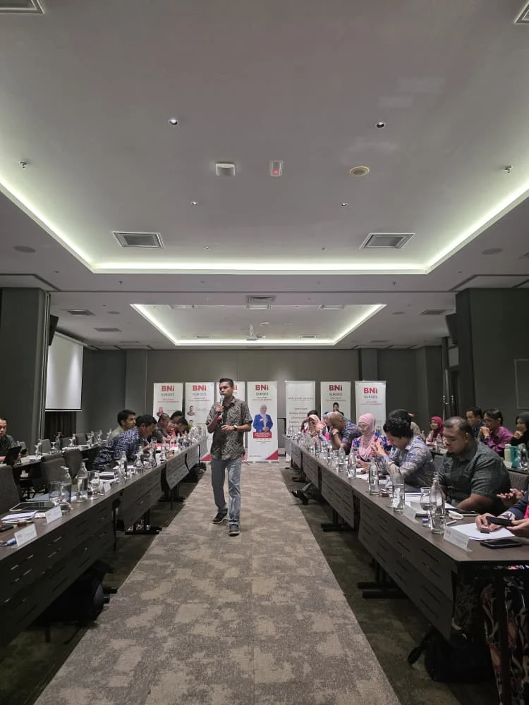Pembentangan dalam pertemuan komuniti